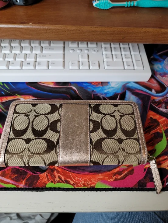 Coach Signature Long Wallet Total Pattern Canvas Beige And Rose Gold - Picture 8 of 14